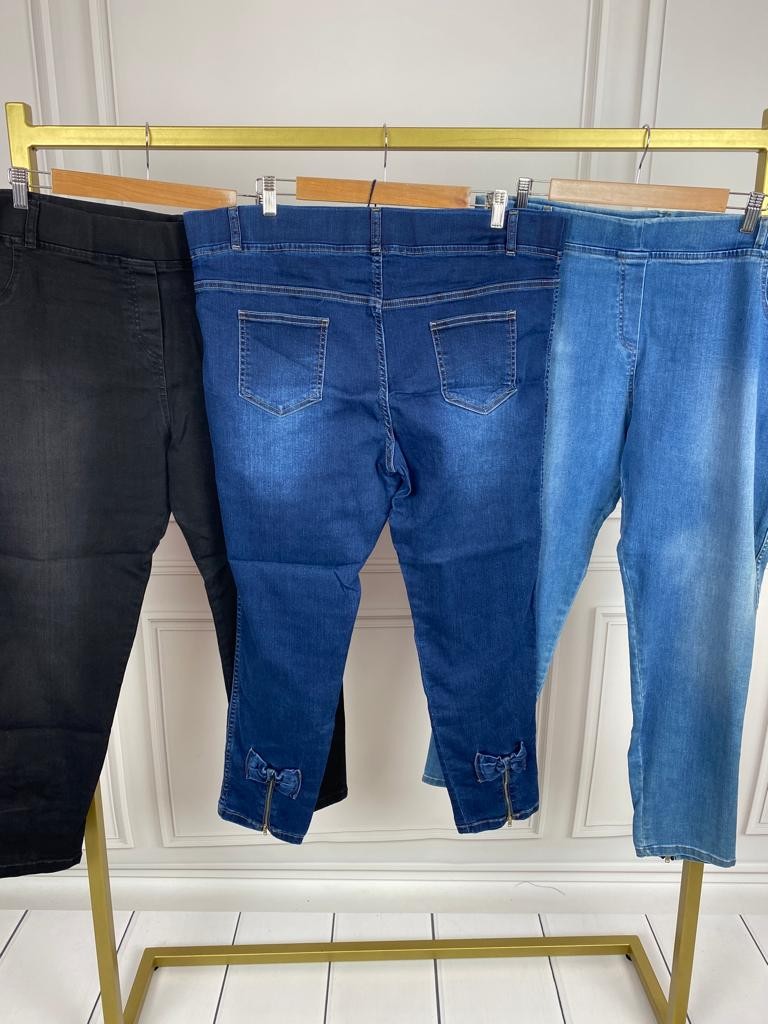 SPODNIE JEANSOWE KOKARDY  3780
