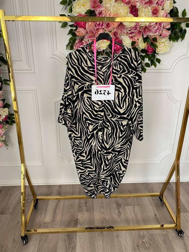 SUKIENKA ZEBRA 4526
