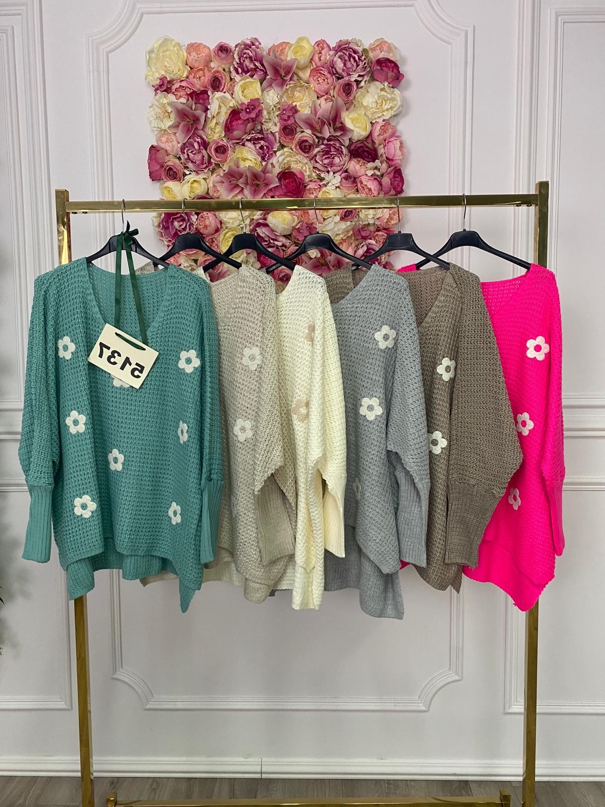 SWETER KWIATY 5137