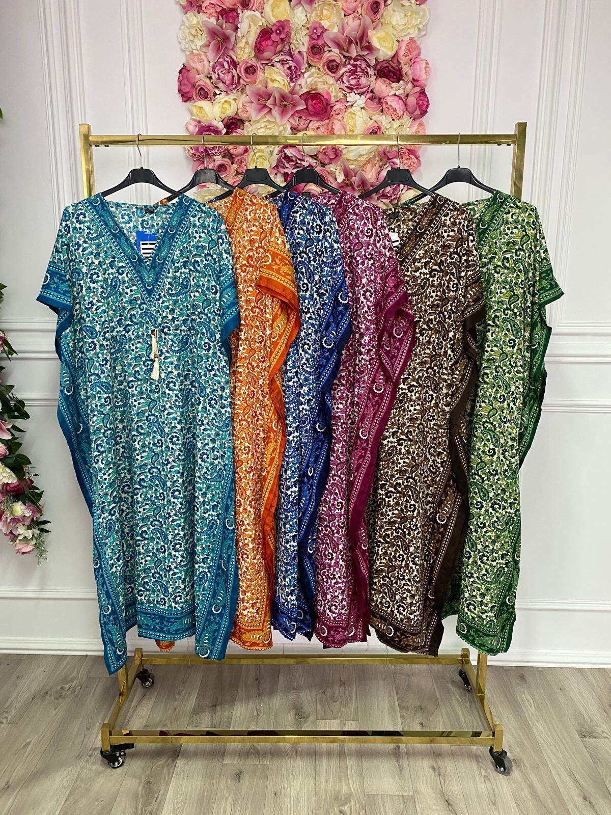 SUKIENKA 5639