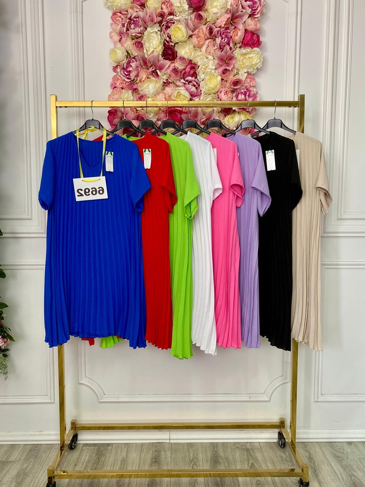 SUKIENKA PLISOWANA SHORT 6692