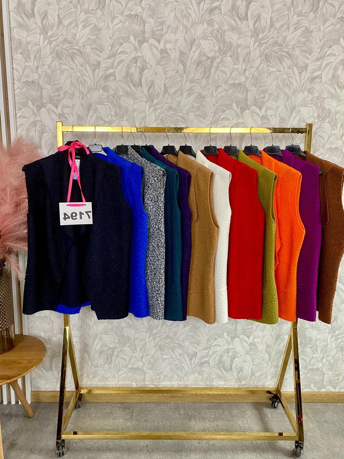 KAMIZELKA BOUCLE 7194