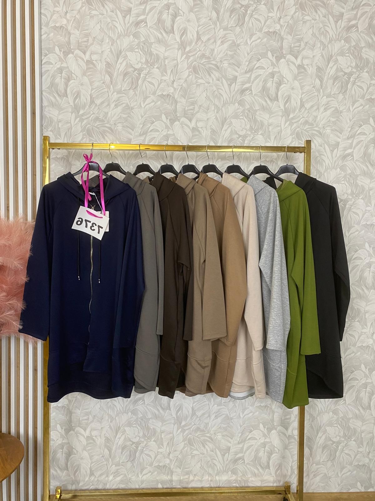 BLUZA Z KAPTUREM 7376