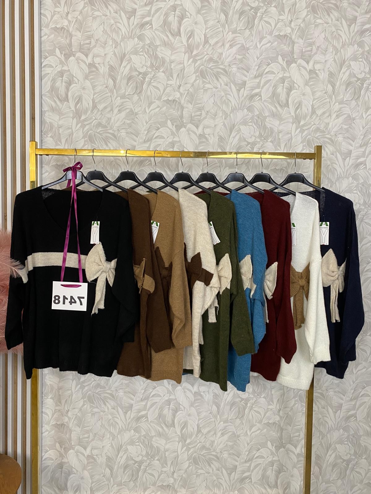 SWETEREK PREZENCIK 7418