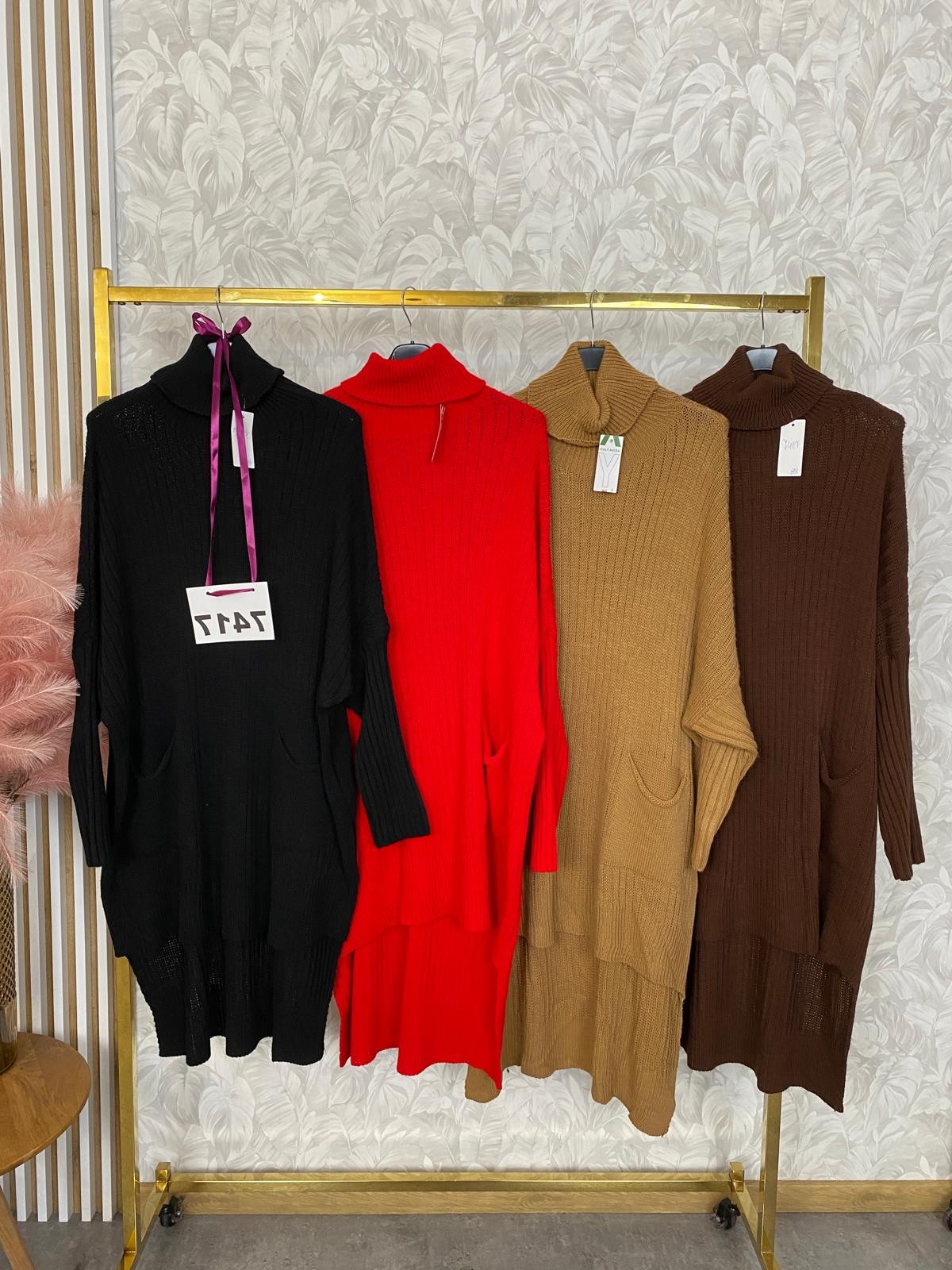 SWETROSUKIENKA FRAK 7417