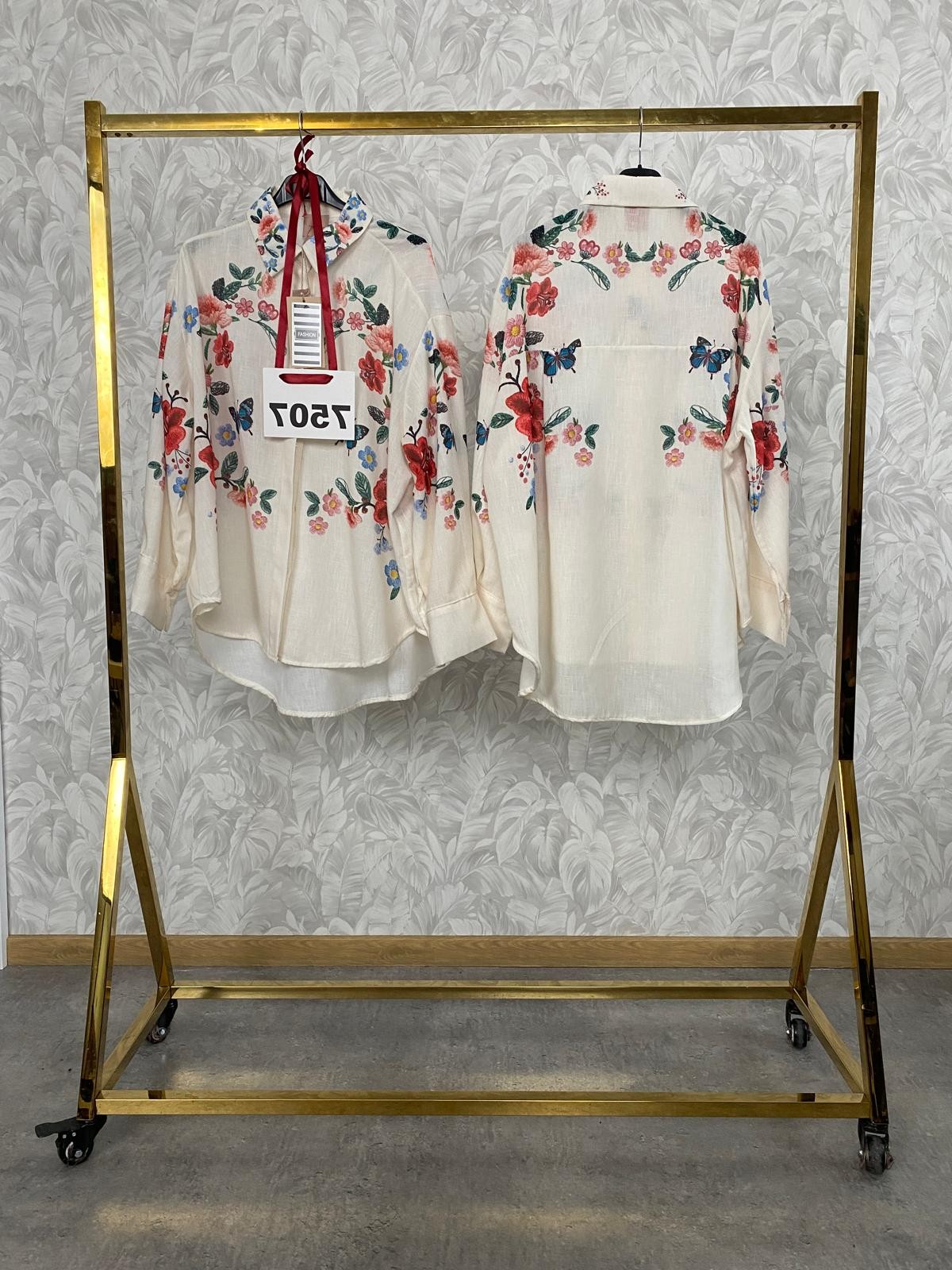 KOSZULA MOTYLE I KWIATY 7507