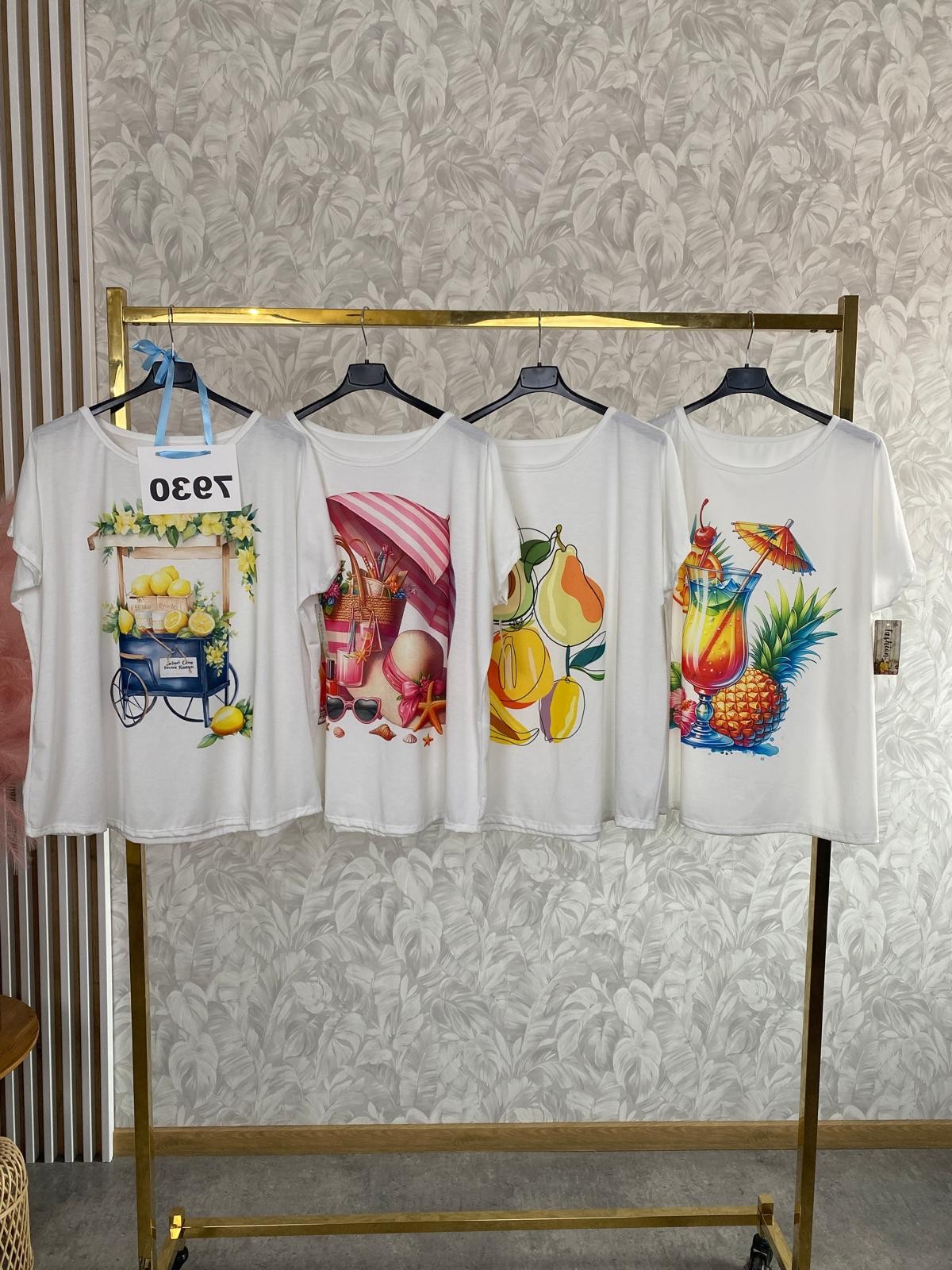 T-SHIRT SMALL 7930