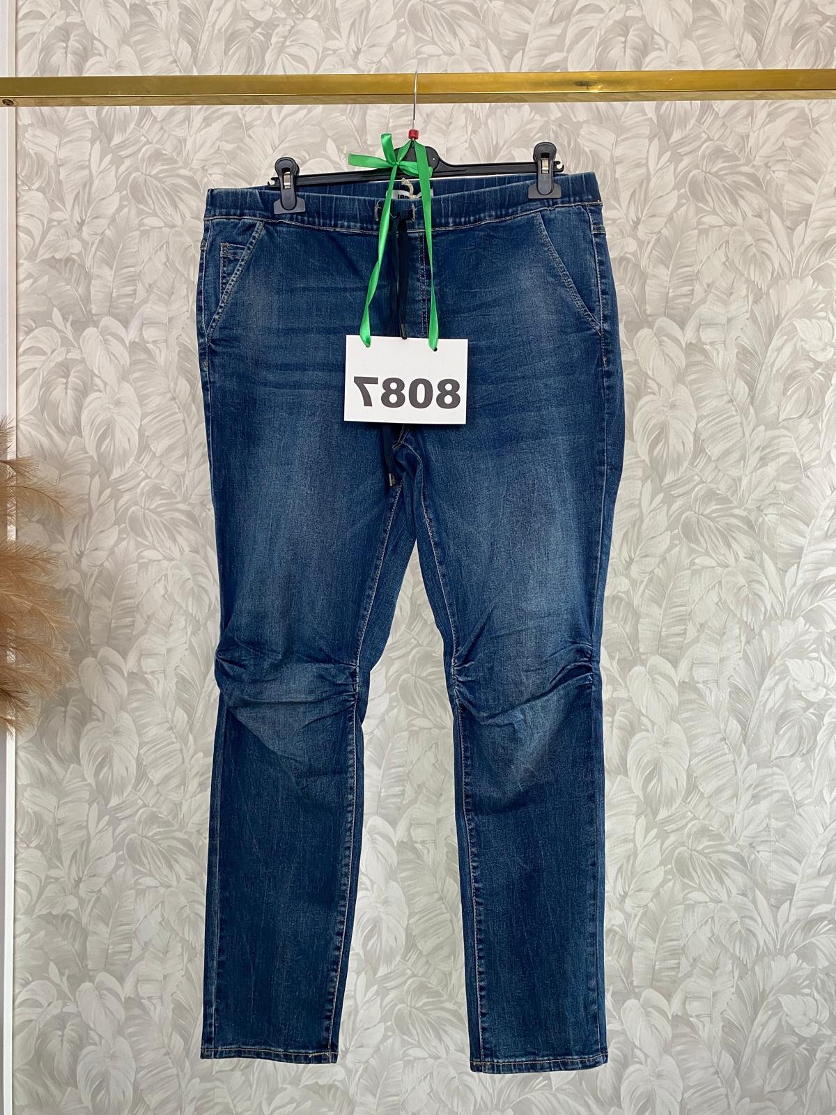 SPODNIE JEANS „BIKER”...