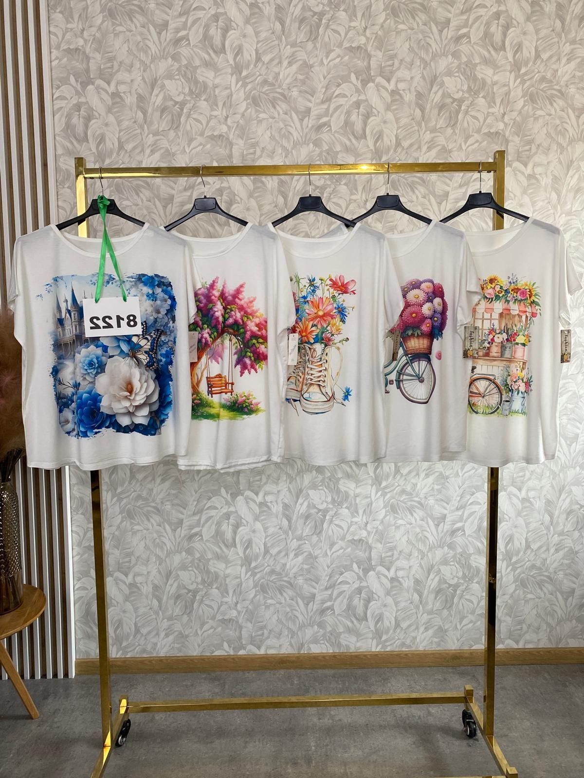 T-SHIRT SMALL 8122
